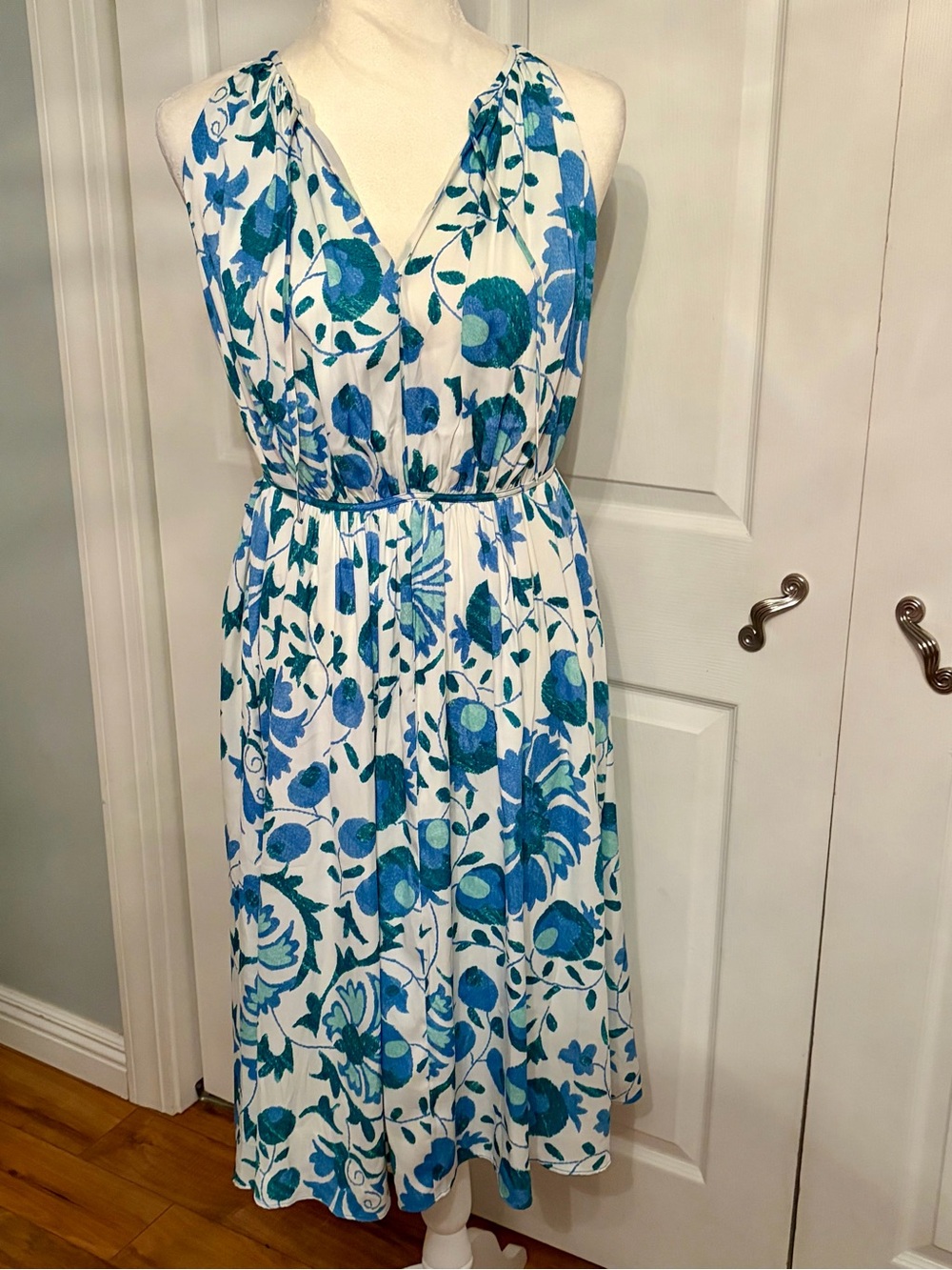 LOFT Size L Blue & Teal Floral Midi Dress